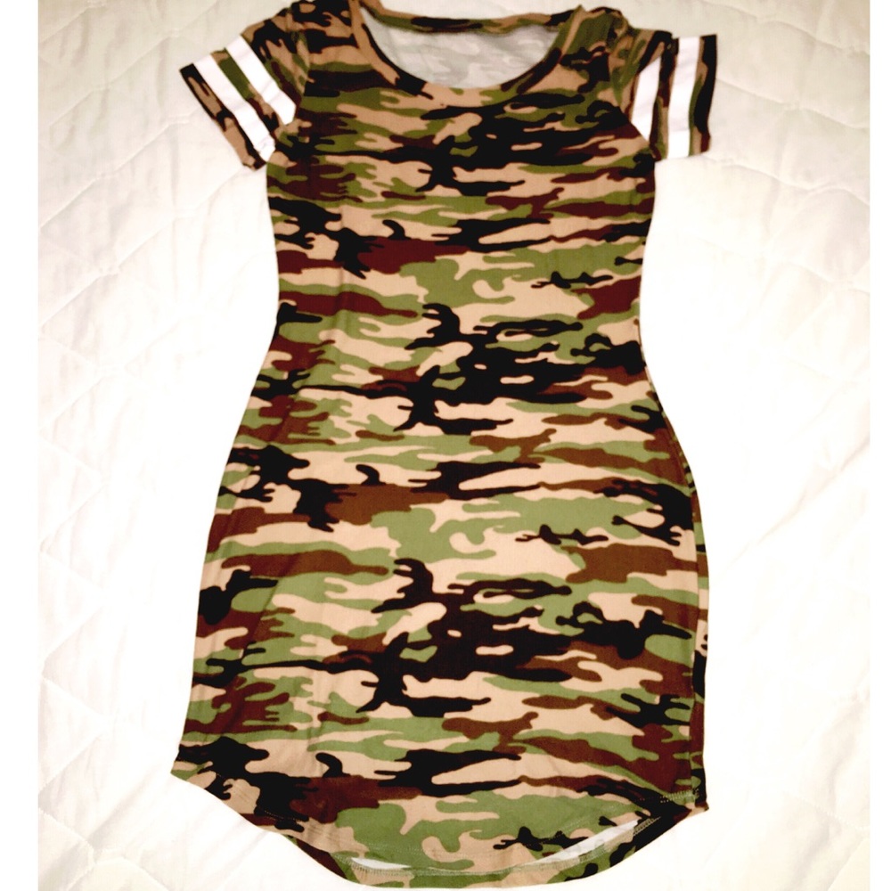 Body tight camo dress women’s small